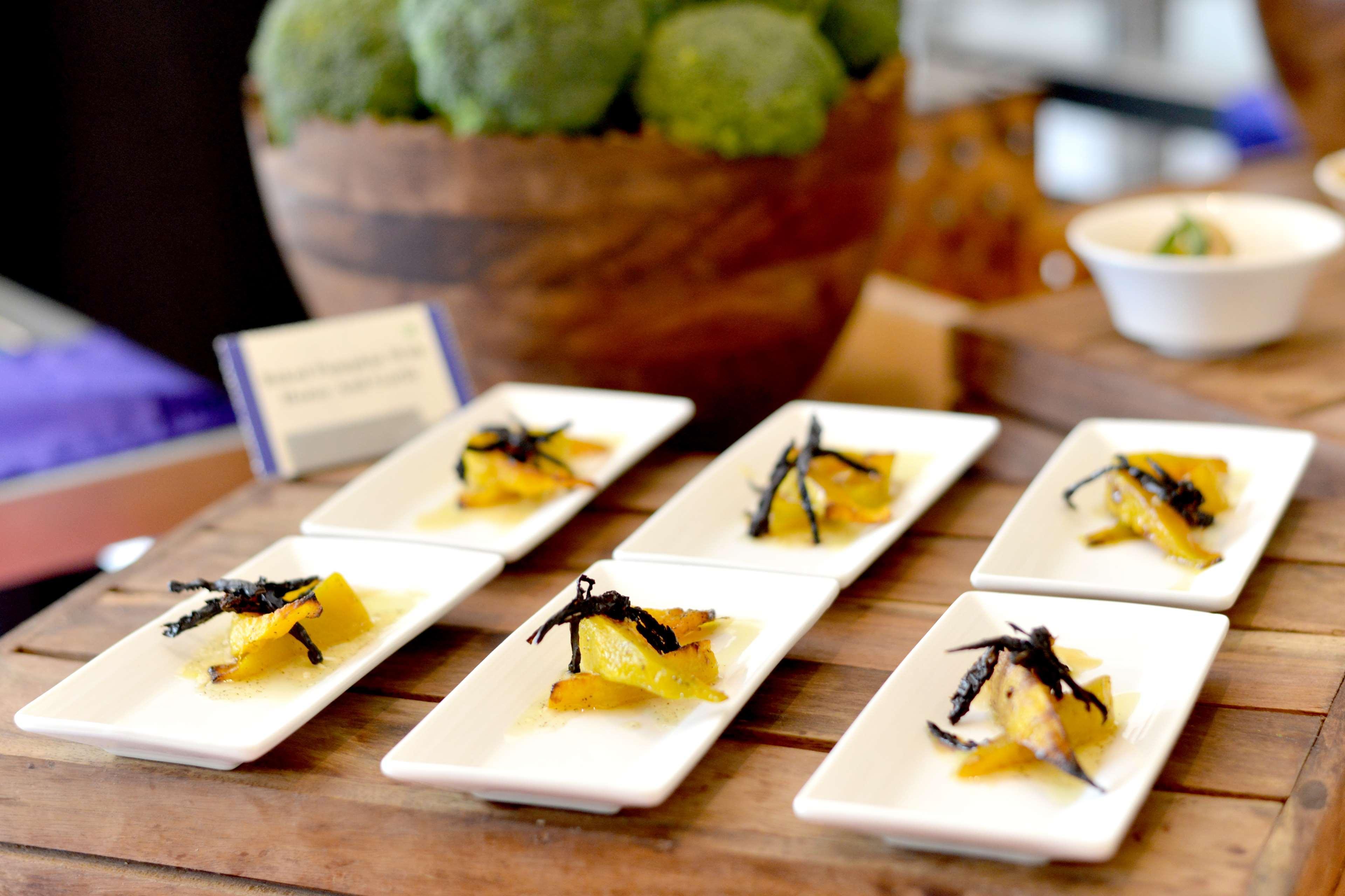 فندق راديسون بلو غواهاتي غاواهاتي المظهر الخارجي الصورة A plate of canapés