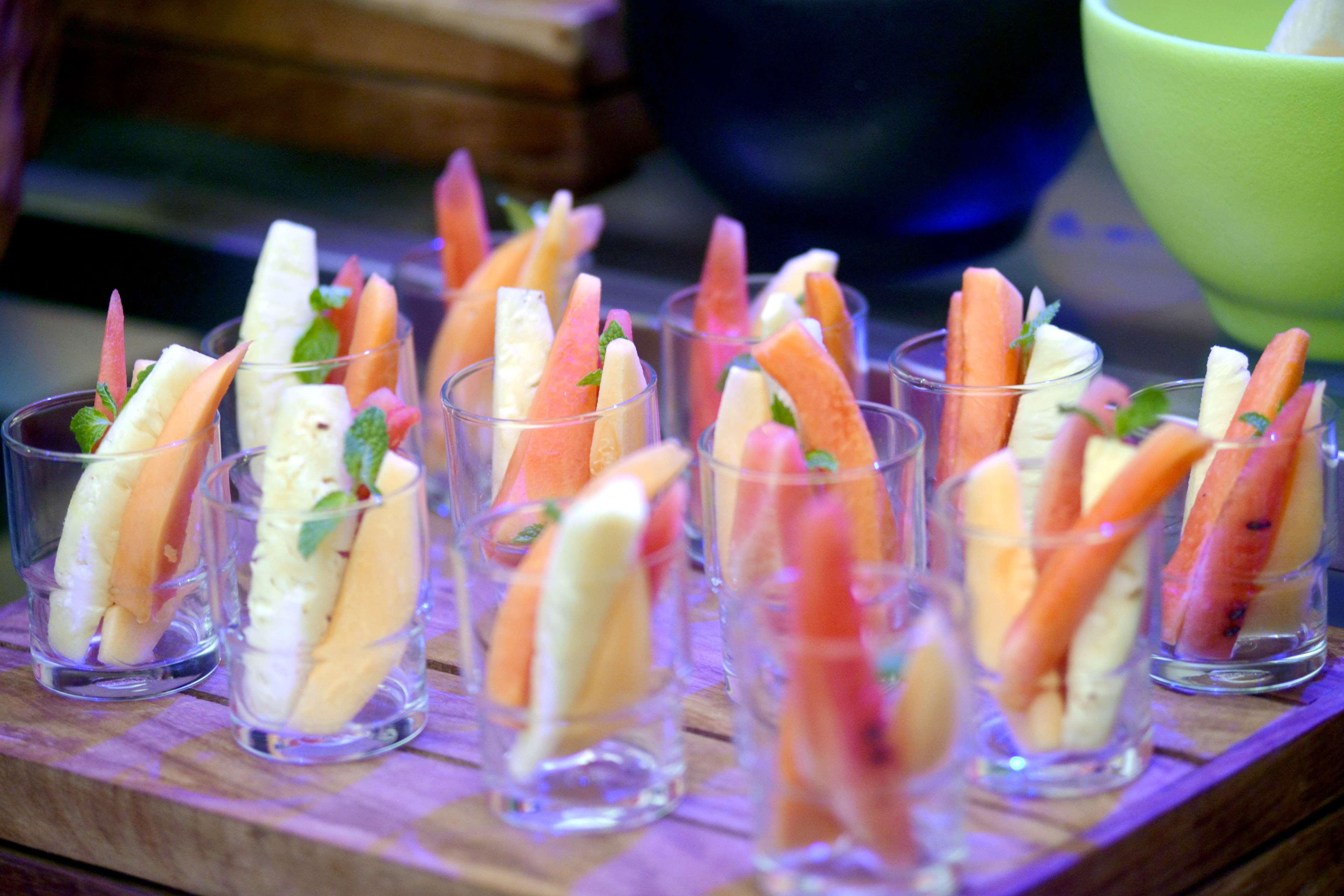 فندق راديسون بلو غواهاتي غاواهاتي المظهر الخارجي الصورة Fruit salad